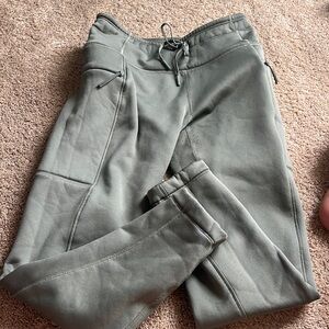 Fleece lined water resistant leggings